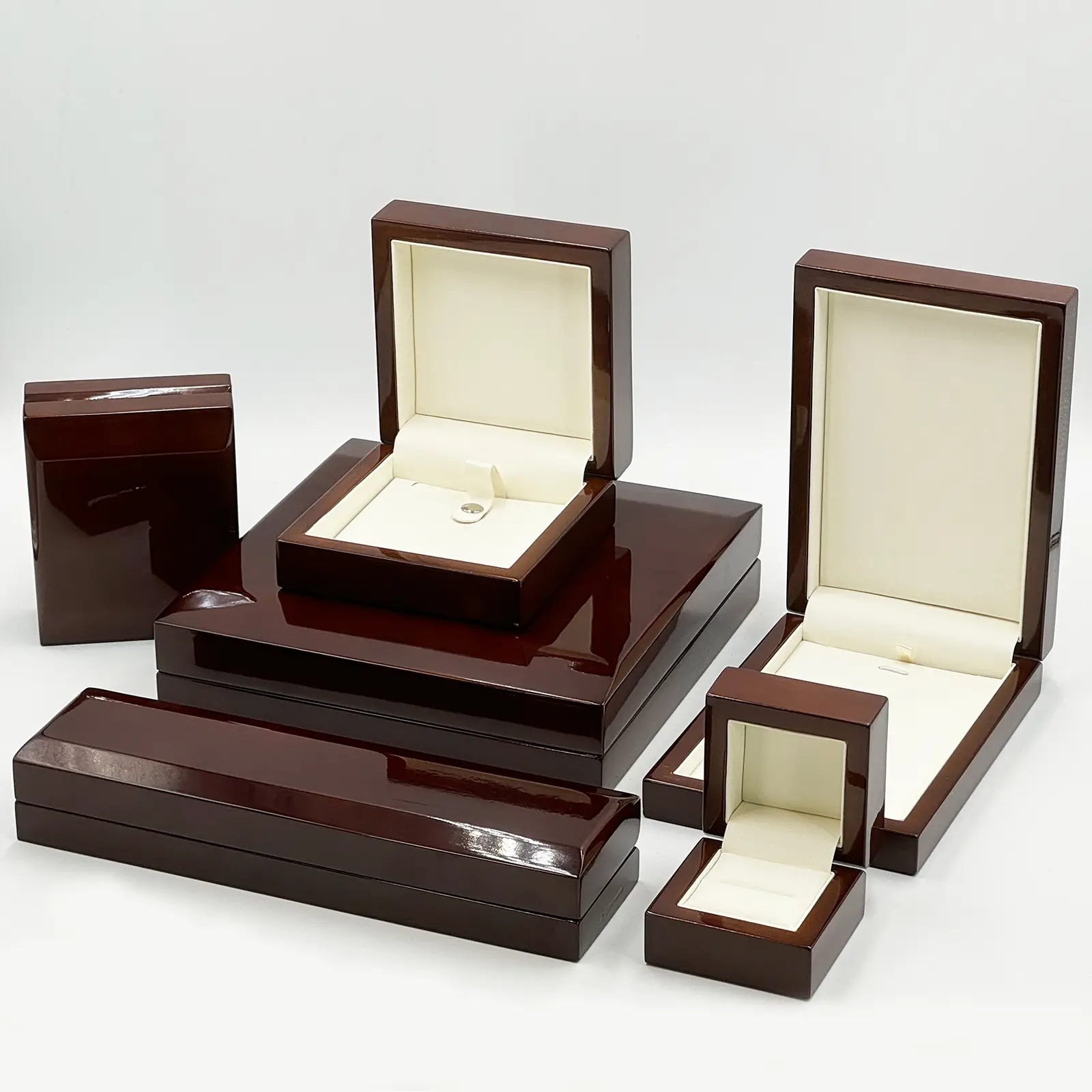Wooden jewelry box