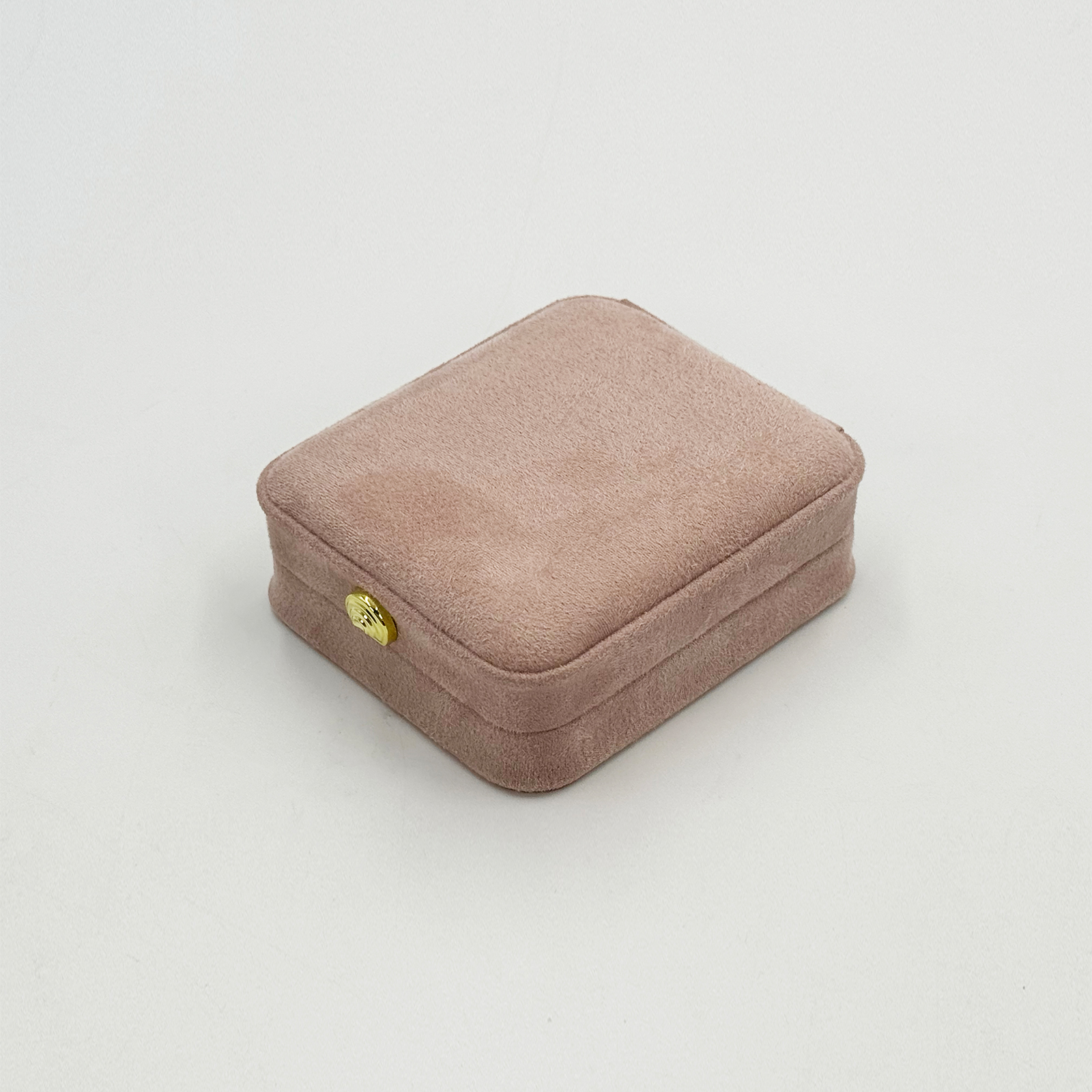 Redefine Unboxing Luxury: Custom Dusty Rose Velvet Jewelry Boxes with Gold Clasp Accents