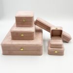 Redefine Unboxing Luxury: Custom Dusty Rose Velvet Jewelry Boxes with Gold Clasp Accents