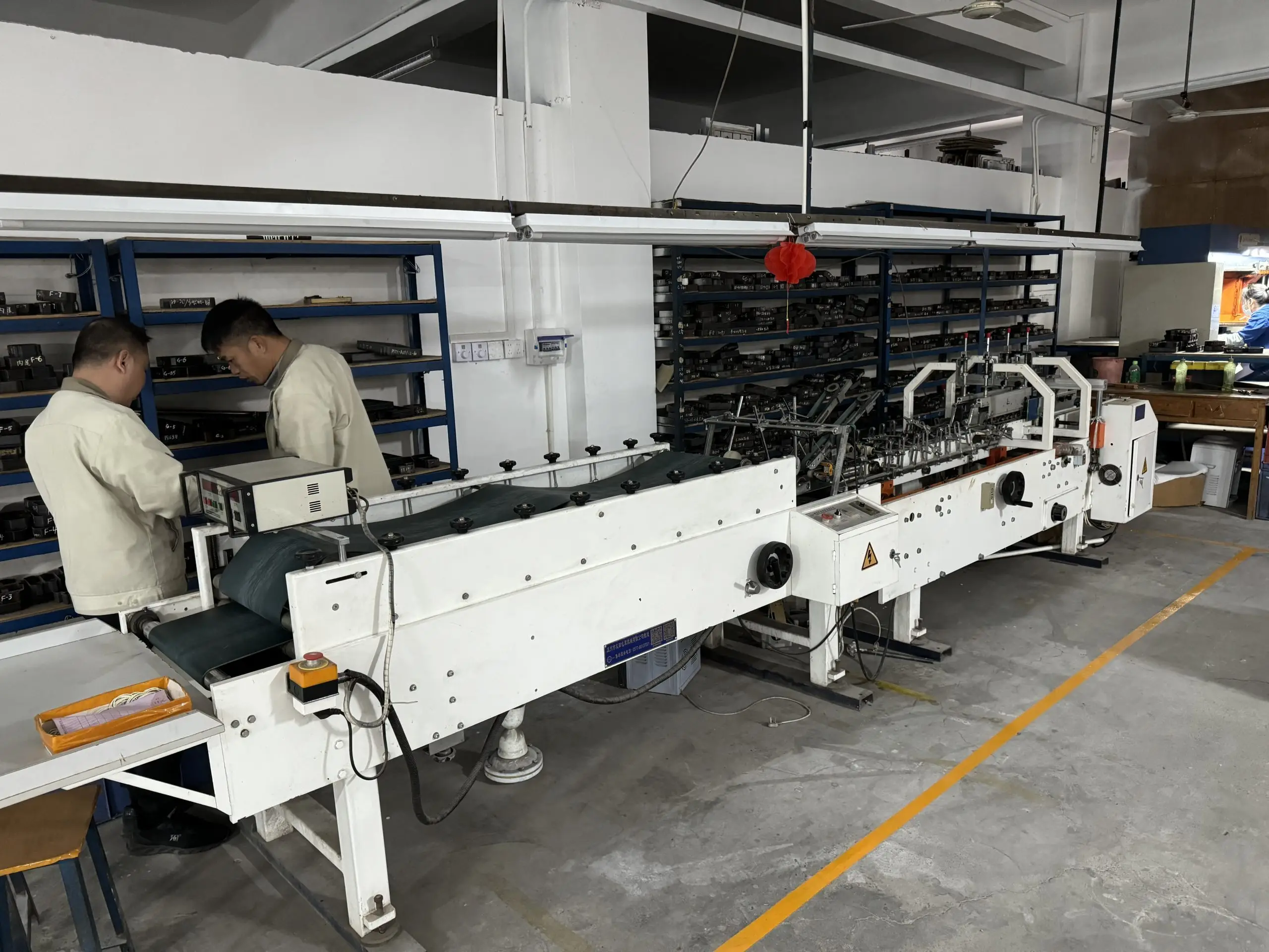 Modern Machinery Meets Decades of Expertise: How We Scaled Custom Packaging
